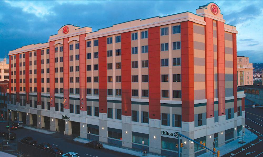 Hilton Scranton & Conference Center Hotell Exteriör bild
