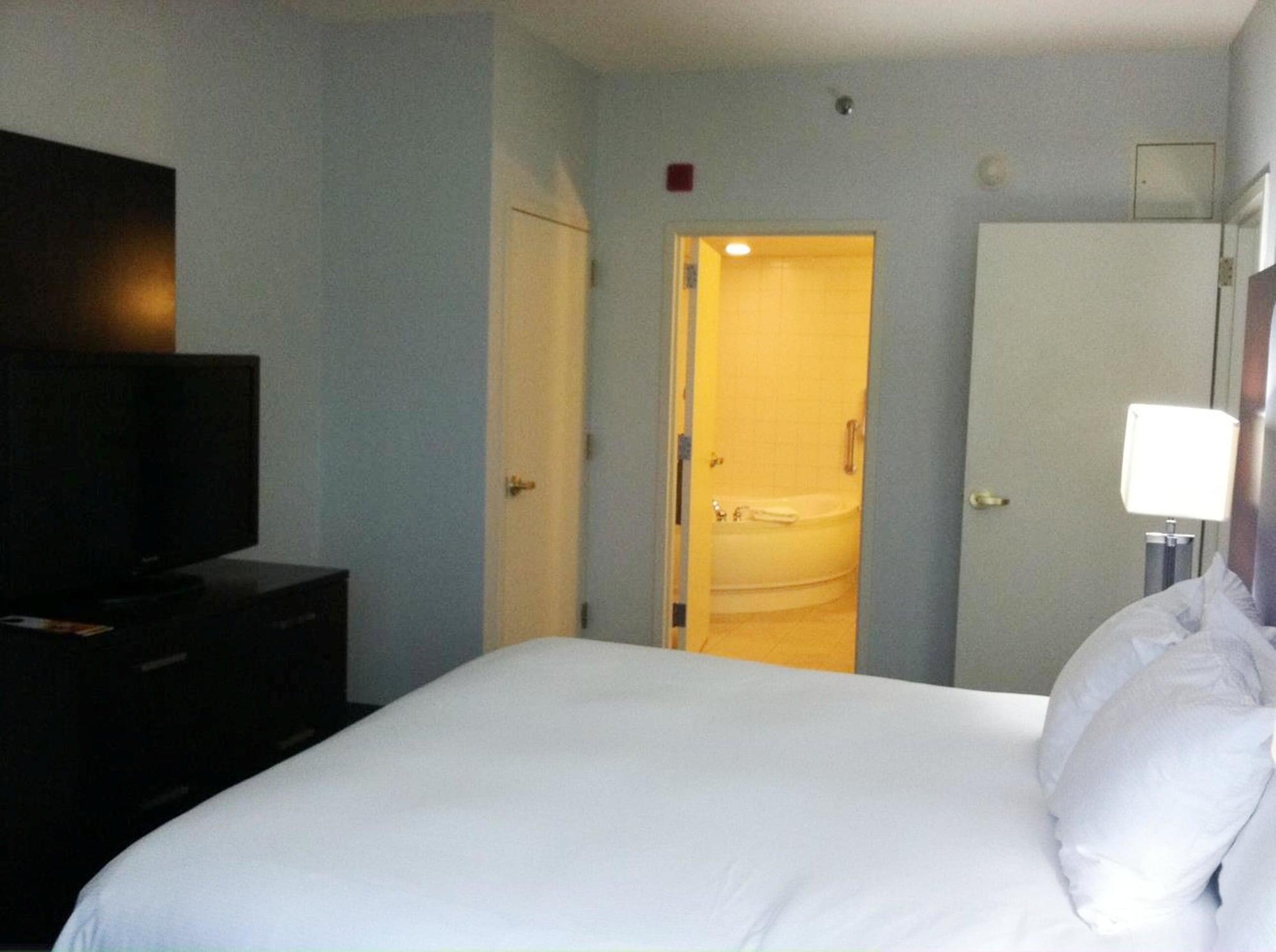 Hilton Scranton & Conference Center Hotell Exteriör bild
