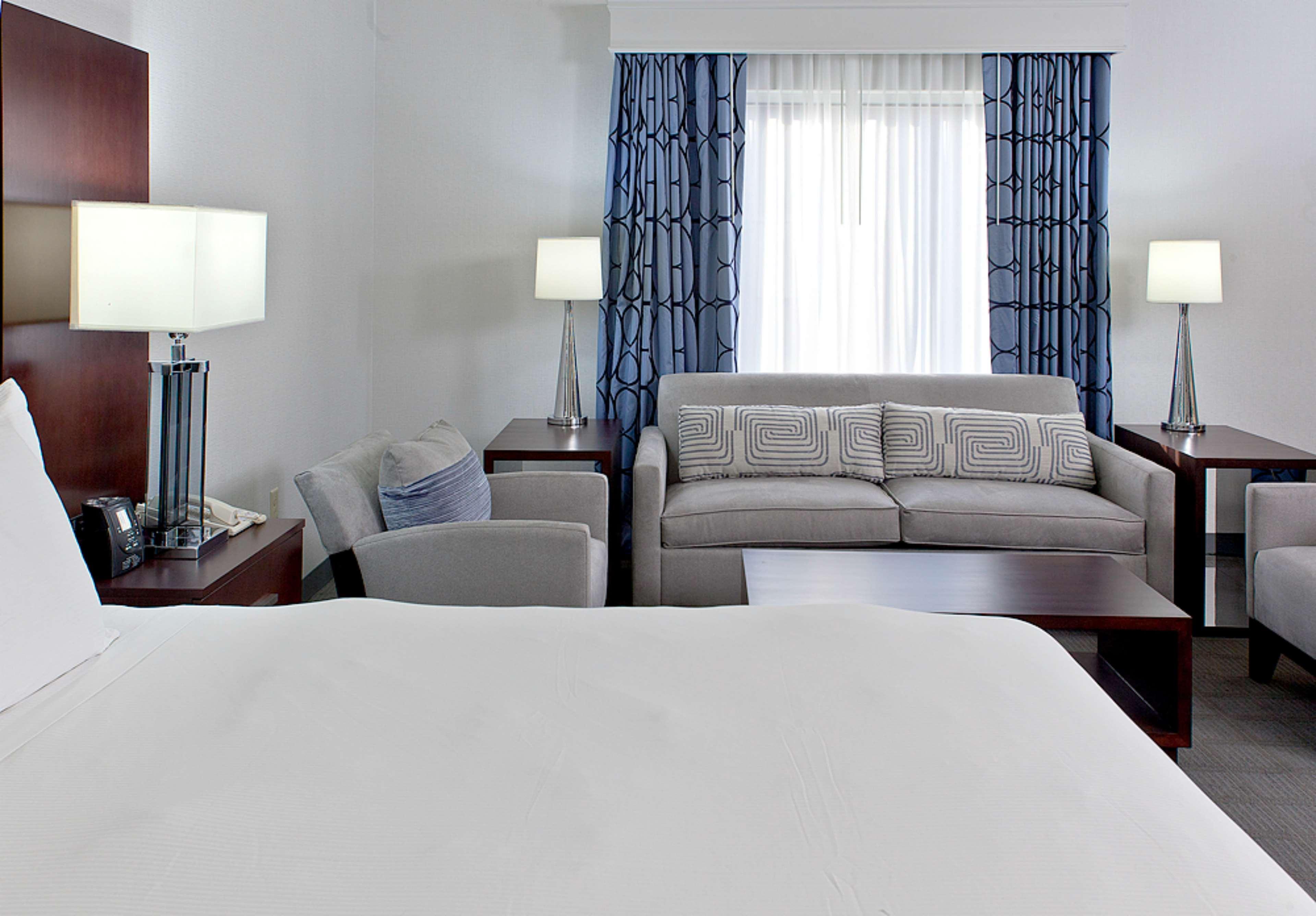 Hilton Scranton & Conference Center Hotell Exteriör bild
