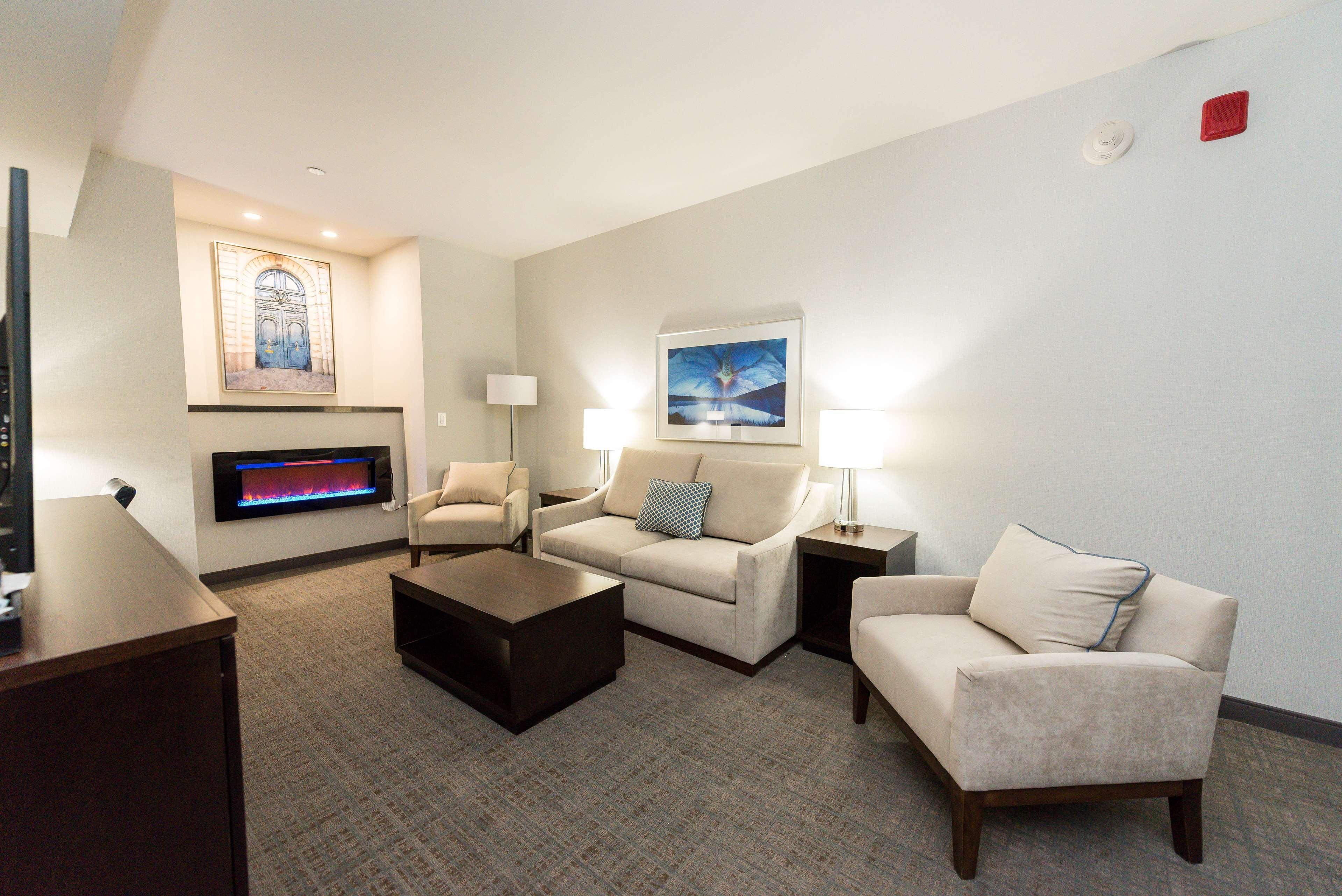 Hilton Scranton & Conference Center Hotell Exteriör bild